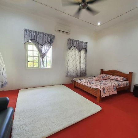 Oyo 90404 Hotel Z Dirgahayu 313 Pasir Mas Экстерьер фото