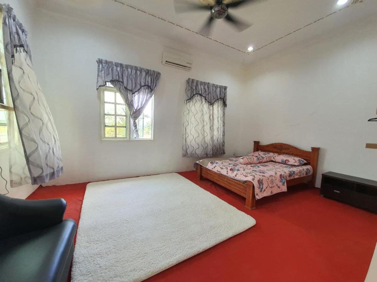 Oyo 90404 Hotel Z Dirgahayu 313 Pasir Mas Экстерьер фото