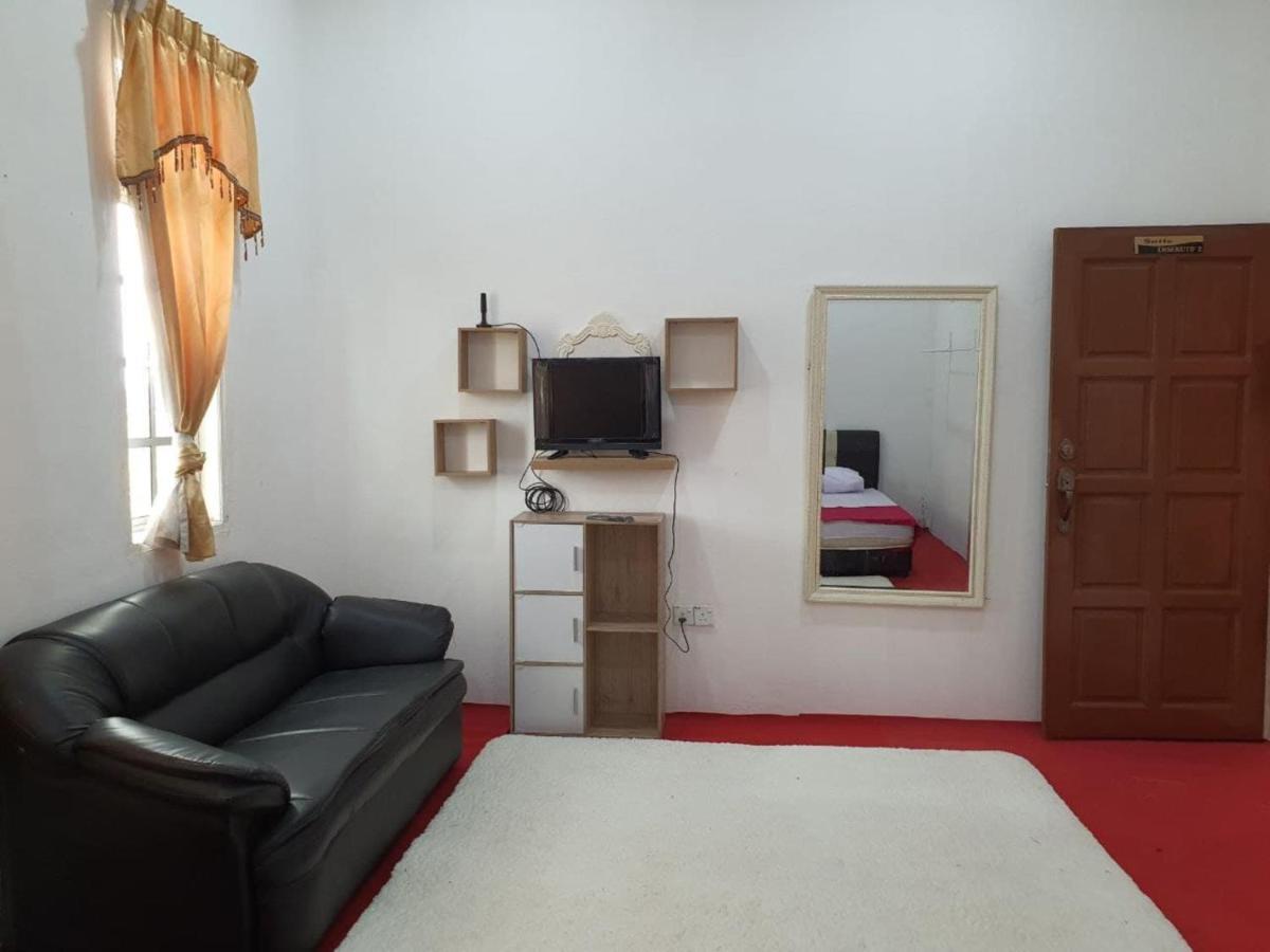 Oyo 90404 Hotel Z Dirgahayu 313 Pasir Mas Экстерьер фото