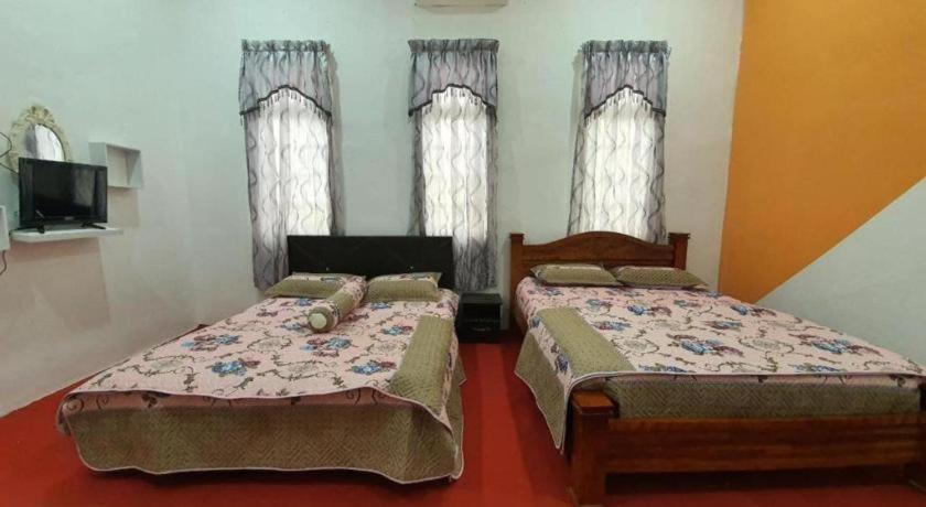 Oyo 90404 Hotel Z Dirgahayu 313 Pasir Mas Экстерьер фото